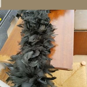 VINTAGE Ostritch feather boa...FRAGILE!